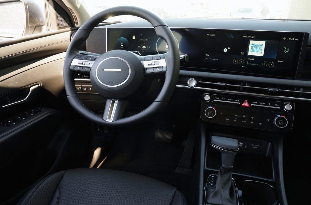 new 2025 Hyundai Tucson car, priced at $33,905
