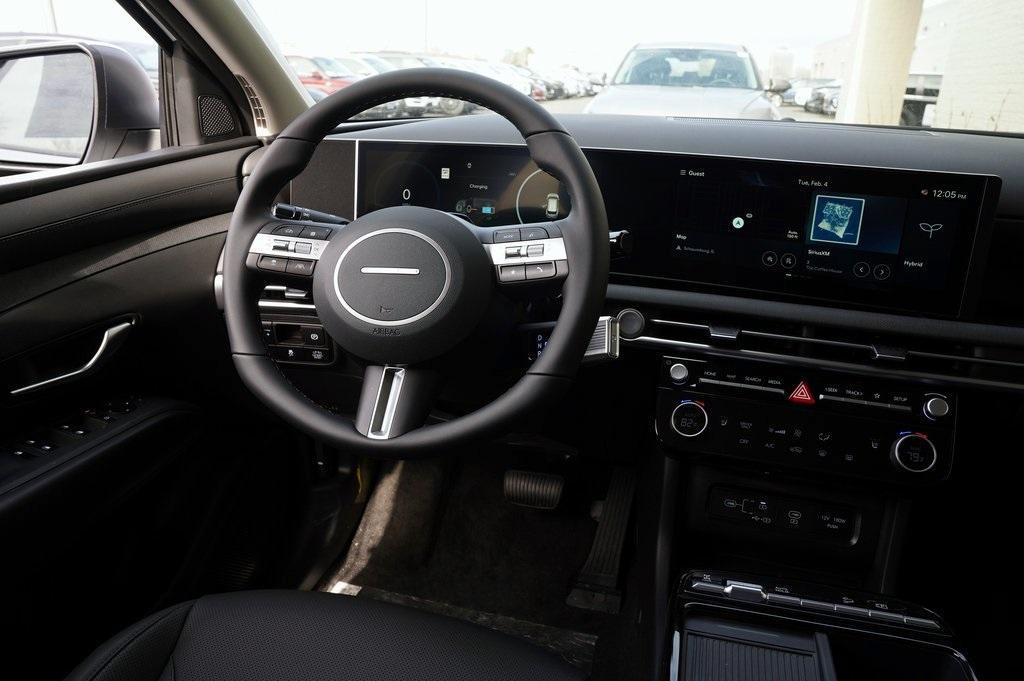 new 2025 Hyundai TUCSON Hybrid car, priced at $37,715