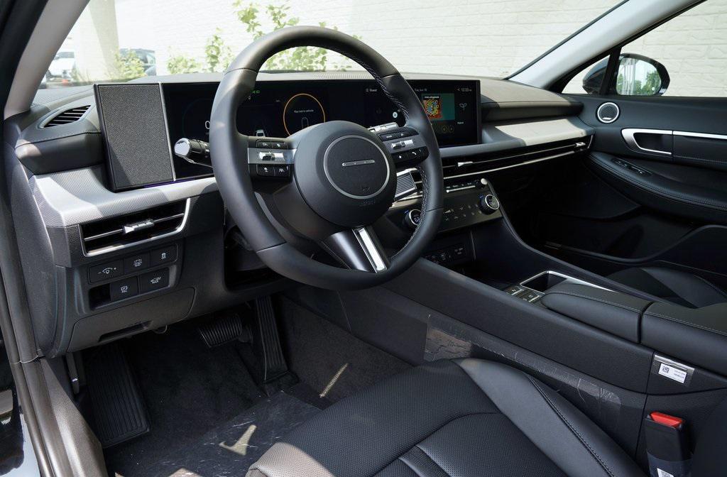 new 2025 Hyundai Sonata Hybrid car, priced at $38,158
