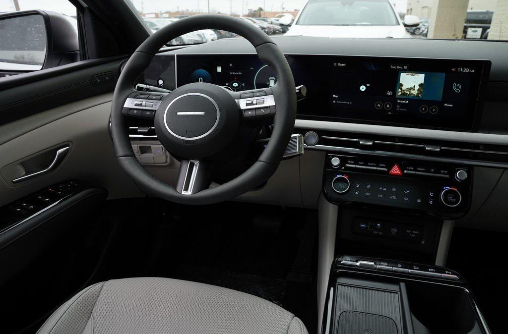 new 2025 Hyundai Tucson car, priced at $40,985