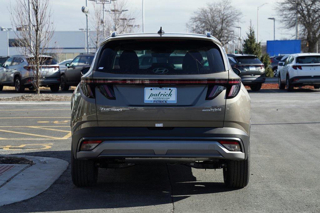 new 2025 Hyundai TUCSON Hybrid car, priced at $37,215