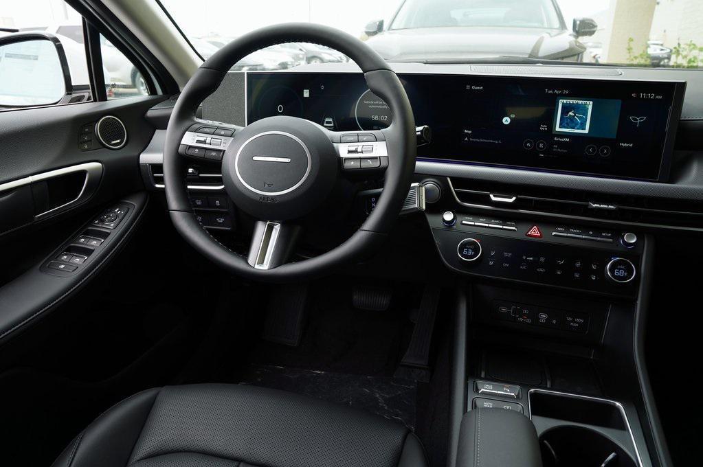 new 2025 Hyundai Sonata Hybrid car, priced at $39,015