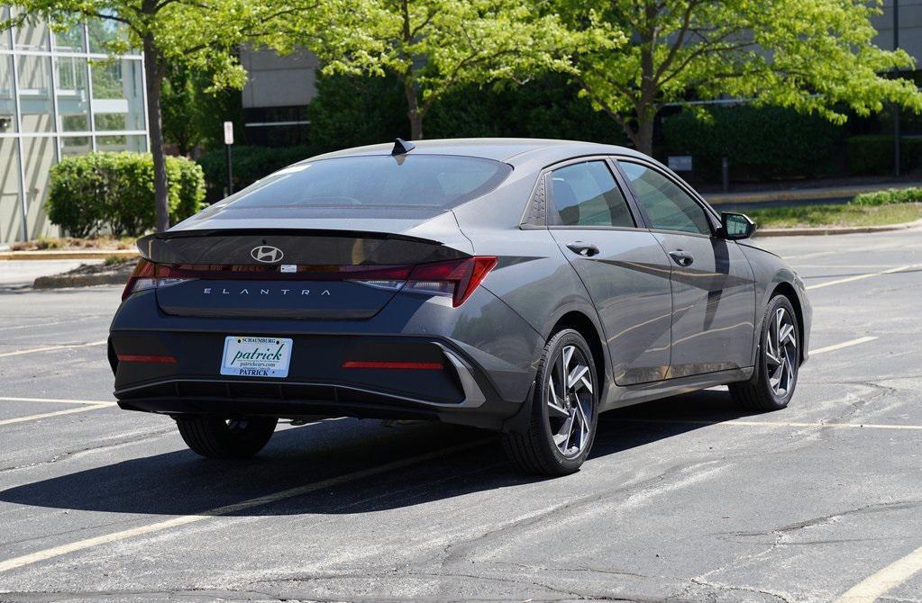 new 2025 Hyundai Elantra car, priced at $23,760