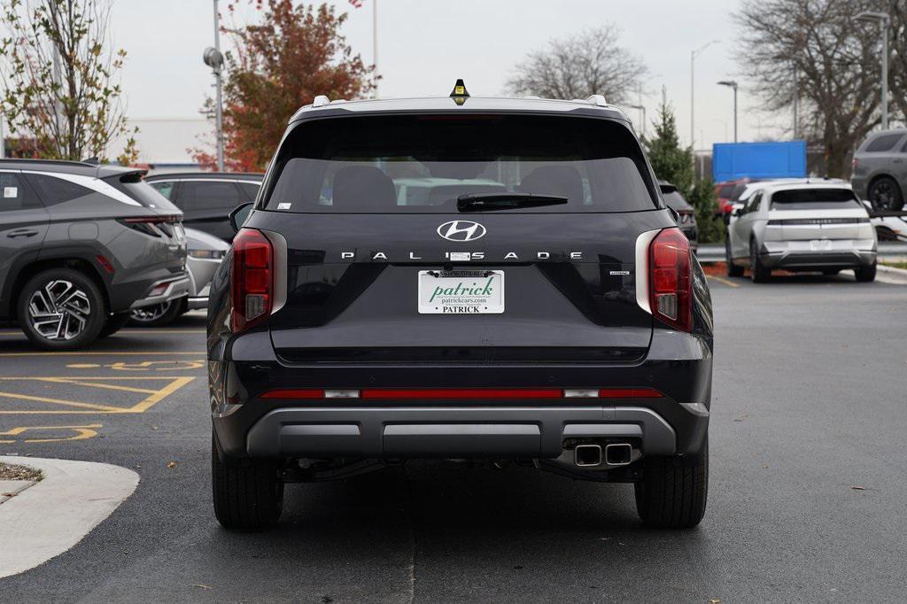 new 2025 Hyundai Palisade car, priced at $42,677