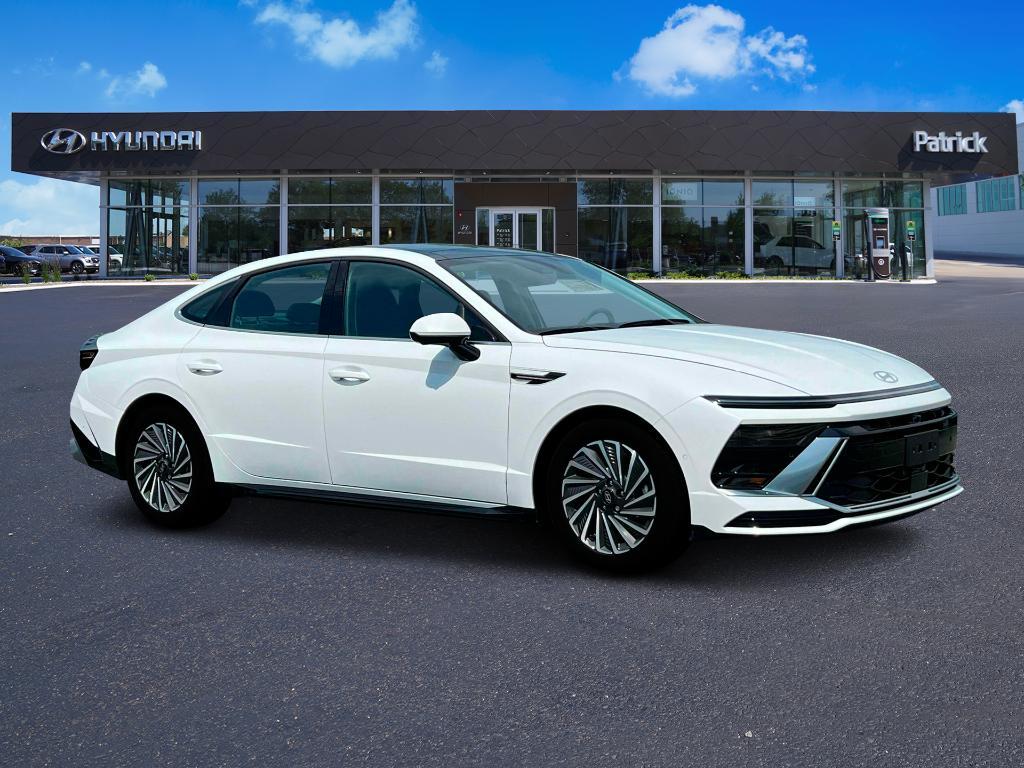 new 2025 Hyundai Sonata Hybrid car, priced at $38,250