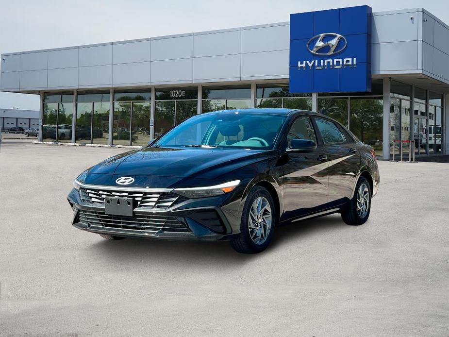 new 2024 Hyundai Elantra car, priced at $24,701