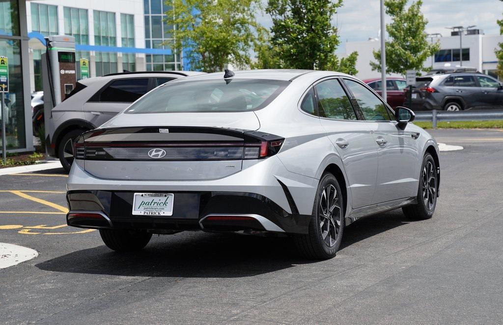 new 2025 Hyundai Sonata car, priced at $30,075