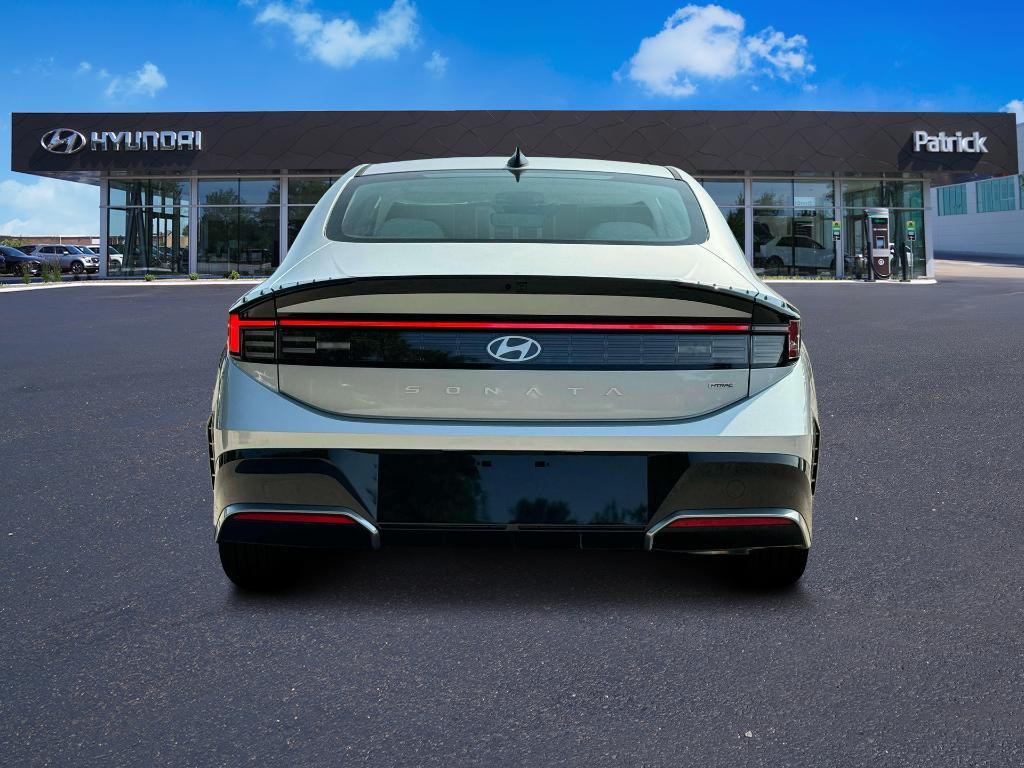 new 2025 Hyundai Sonata car, priced at $30,075