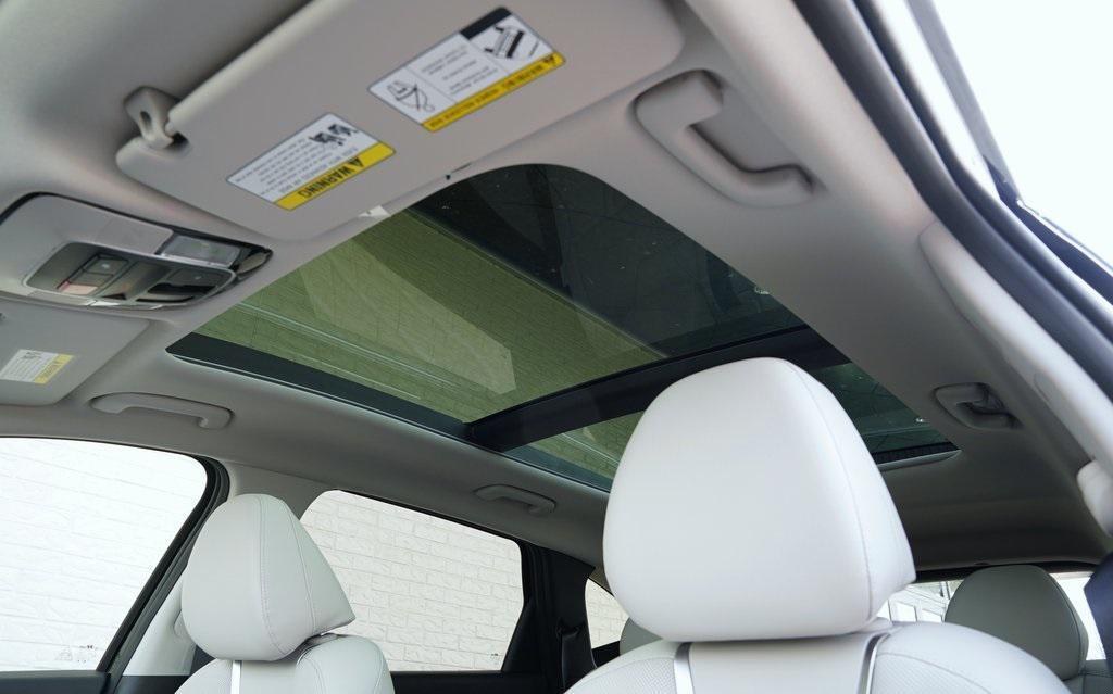 new 2025 Hyundai TUCSON Hybrid car, priced at $42,040