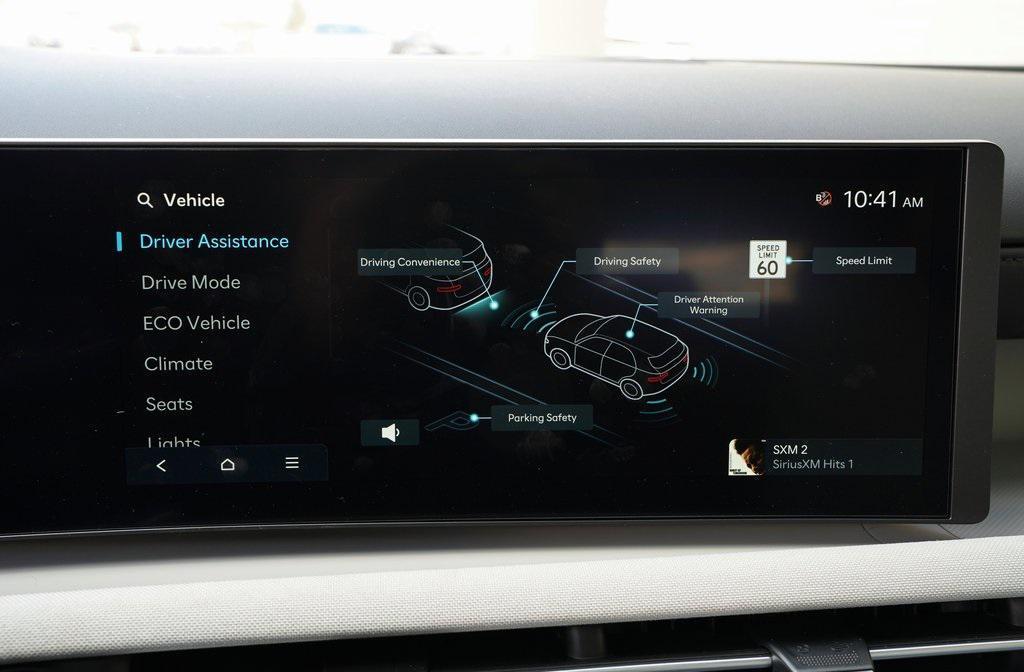 new 2025 Hyundai TUCSON Hybrid car, priced at $42,040