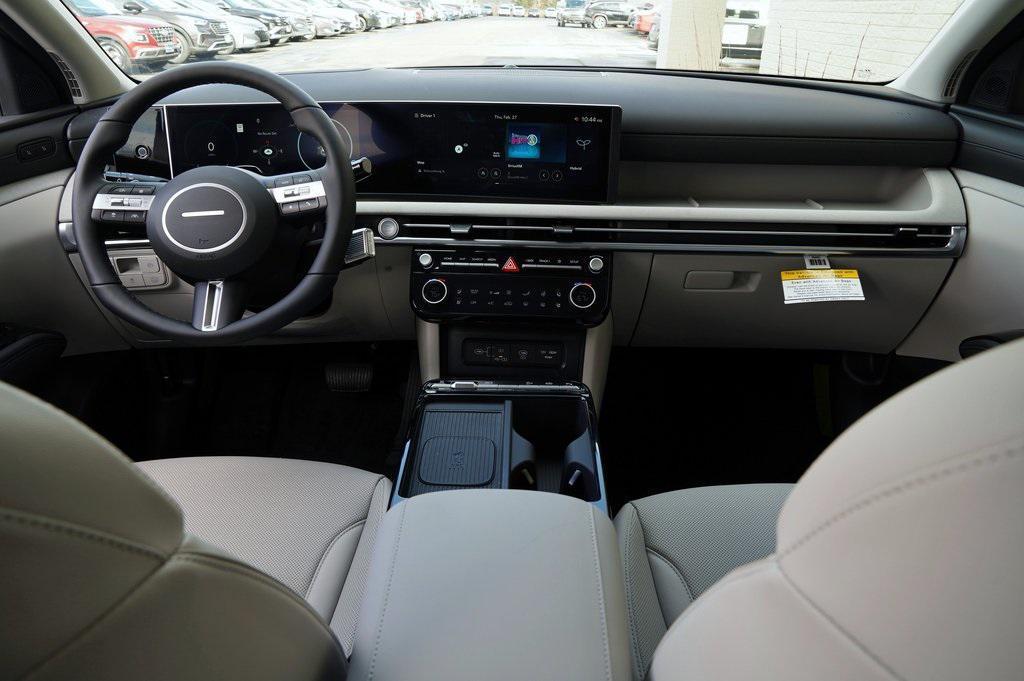 new 2025 Hyundai TUCSON Hybrid car, priced at $42,040