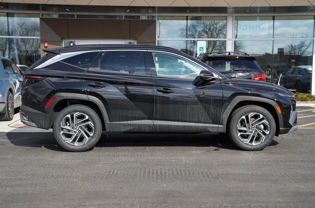 new 2025 Hyundai TUCSON Hybrid car, priced at $42,040