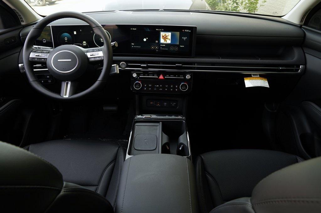 new 2025 Hyundai TUCSON Hybrid car, priced at $41,495