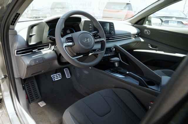 new 2025 Hyundai Elantra car, priced at $25,040