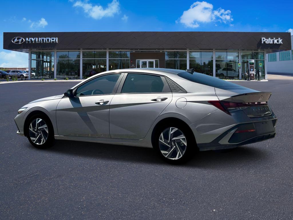 new 2025 Hyundai Elantra car, priced at $24,116