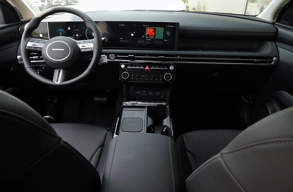 new 2025 Hyundai Tucson car, priced at $40,985