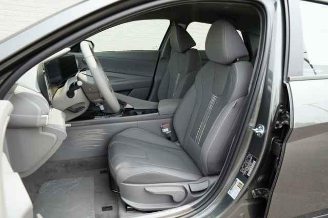 new 2025 Hyundai ELANTRA HEV car, priced at $26,760