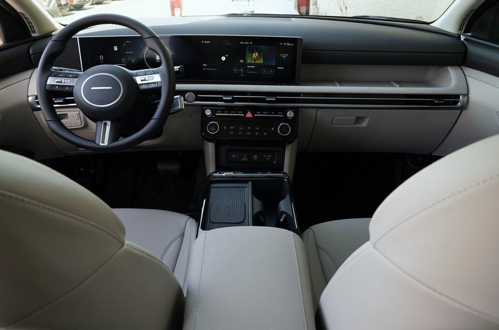 new 2025 Hyundai TUCSON Hybrid car, priced at $36,563