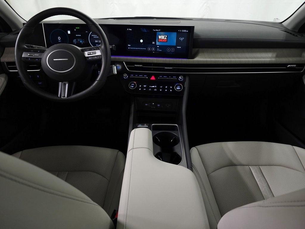 used 2025 Hyundai Sonata Hybrid car, priced at $35,580