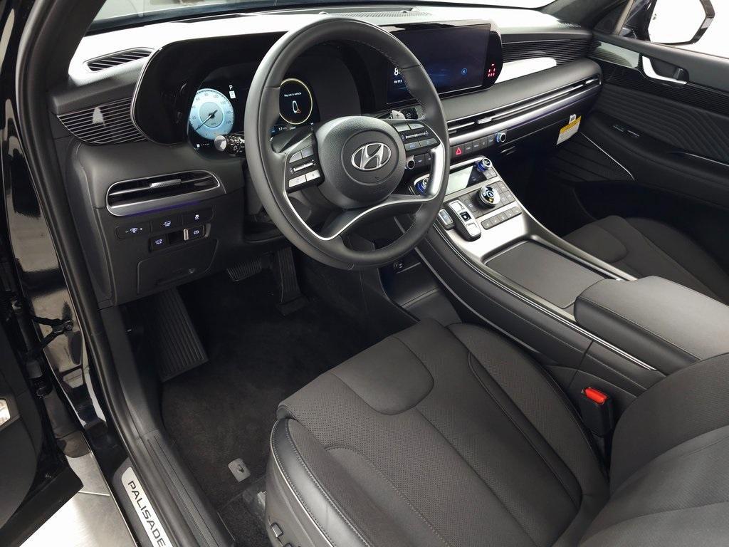 used 2025 Hyundai Palisade car, priced at $52,790