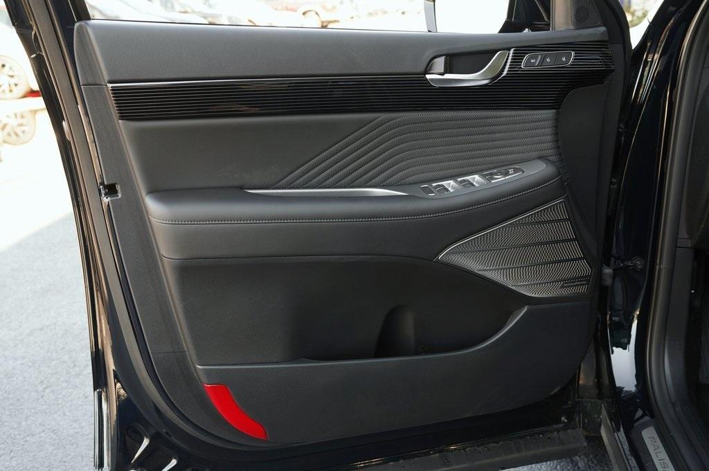 used 2025 Hyundai Palisade car, priced at $51,210