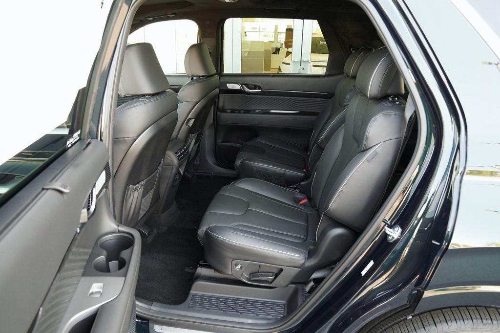 used 2025 Hyundai Palisade car, priced at $51,210