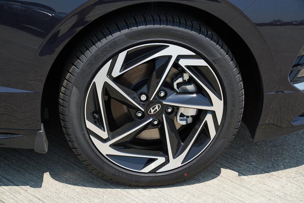 new 2025 Hyundai Sonata car, priced at $31,630