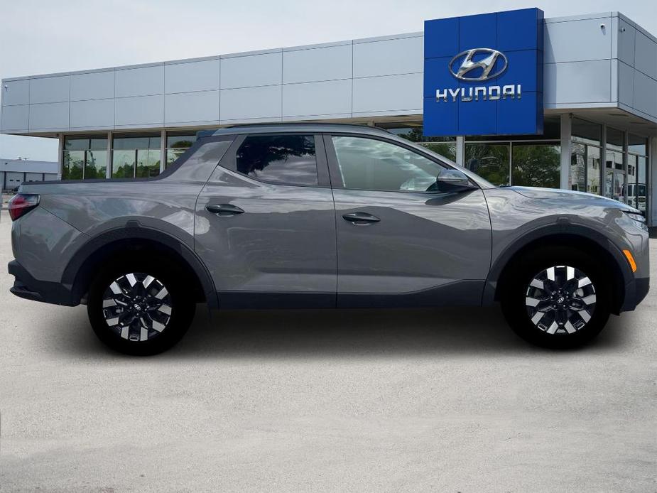 new 2025 Hyundai Santa Cruz car, priced at $32,814