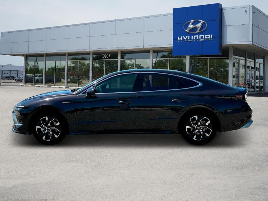 new 2024 Hyundai Sonata car, priced at $28,250