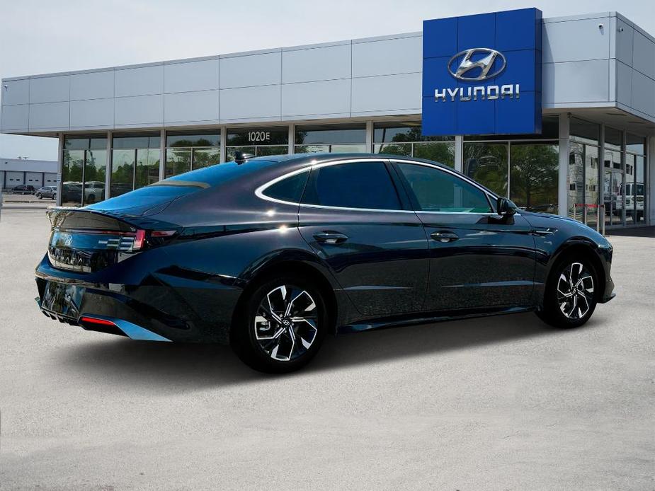 new 2024 Hyundai Sonata car, priced at $28,250