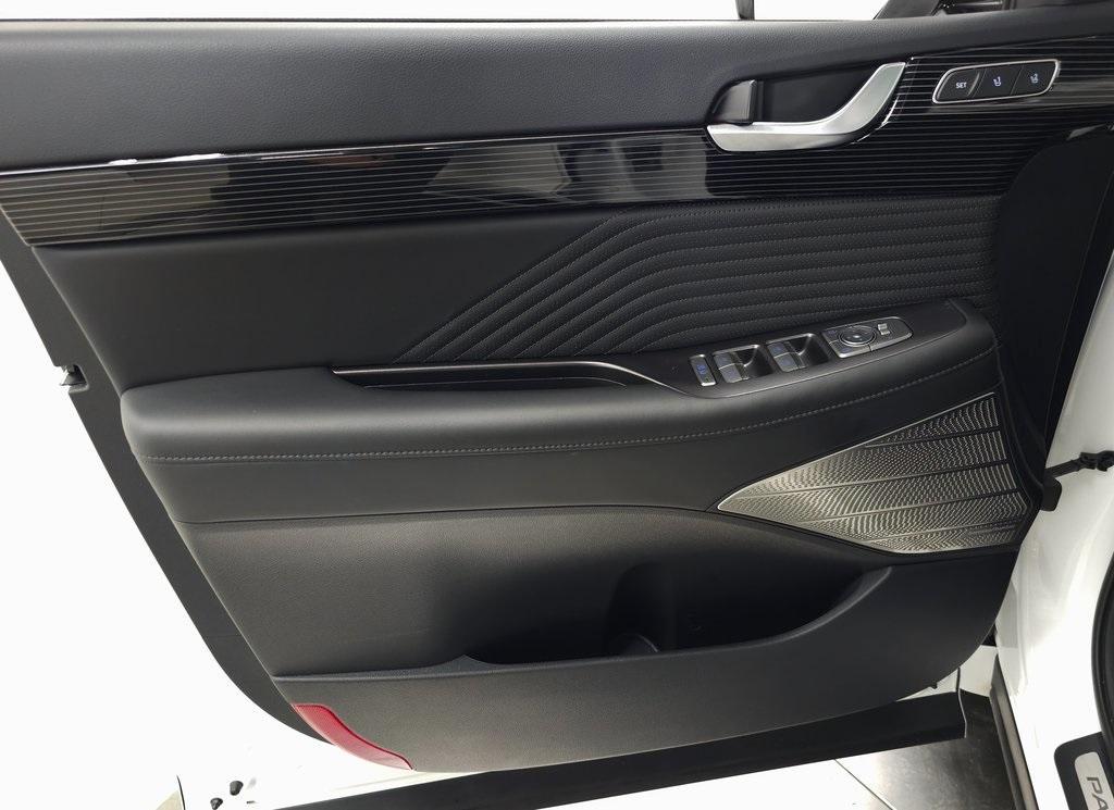 used 2025 Hyundai Palisade car, priced at $53,790