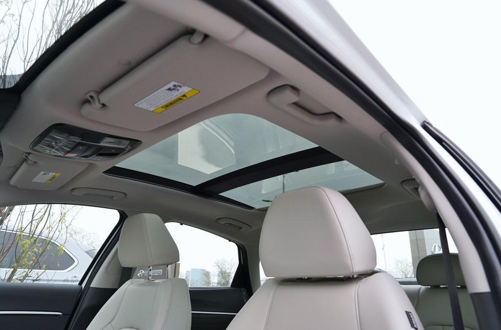 new 2025 Hyundai Sonata Hybrid car, priced at $38,530
