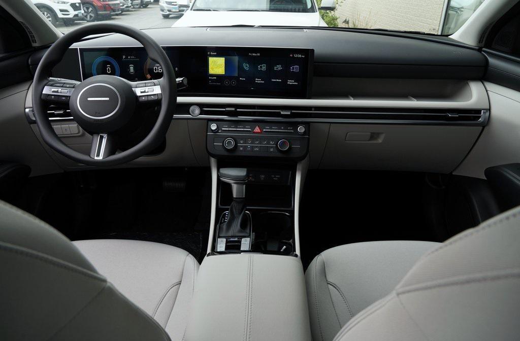 new 2025 Hyundai Tucson car, priced at $30,675