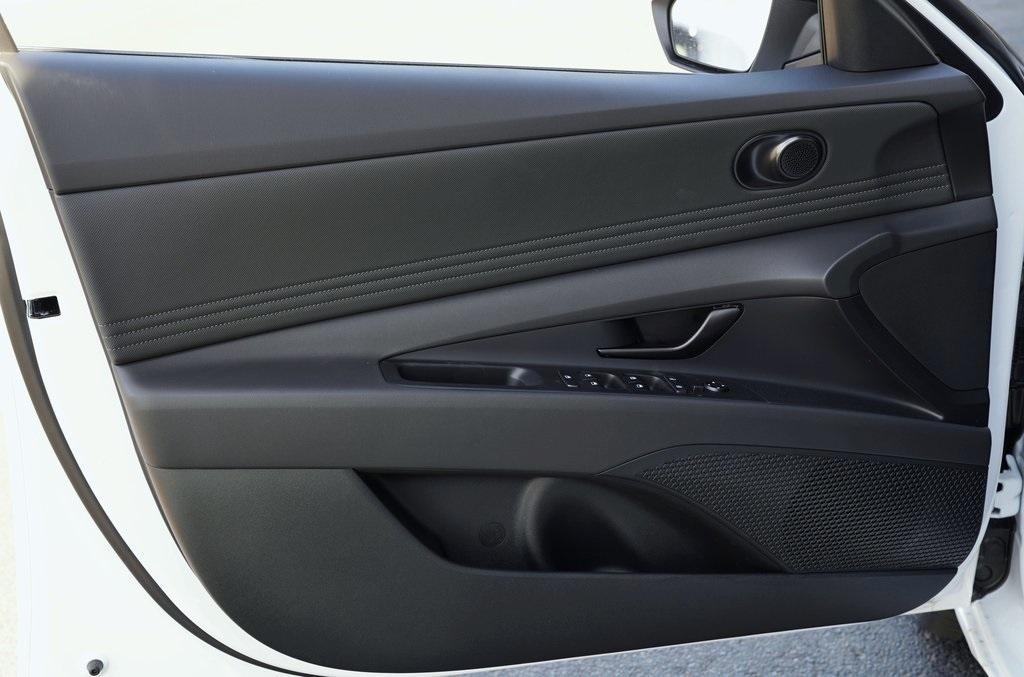 new 2025 Hyundai ELANTRA HEV car, priced at $27,335