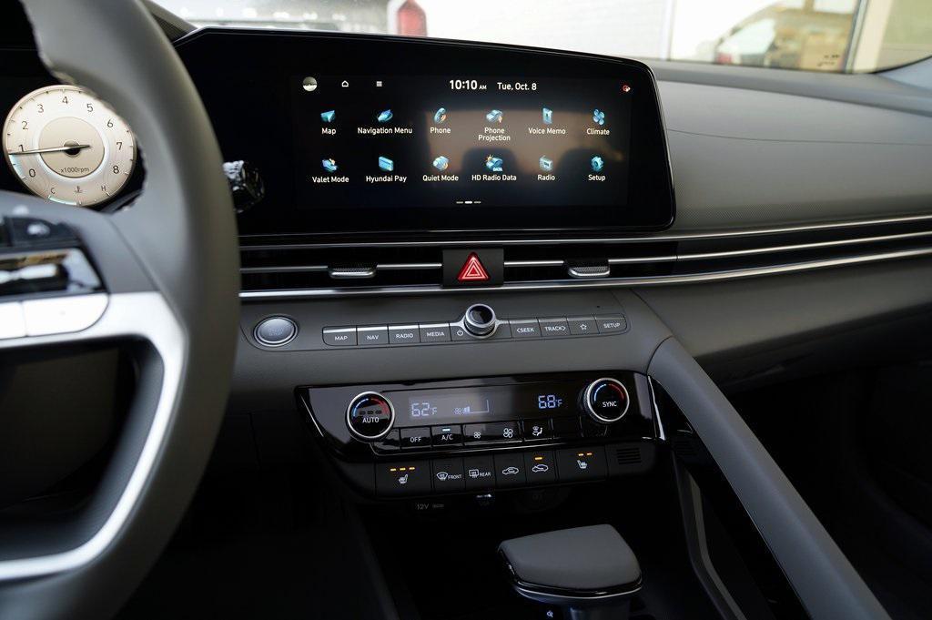 new 2025 Hyundai Elantra car, priced at $26,335