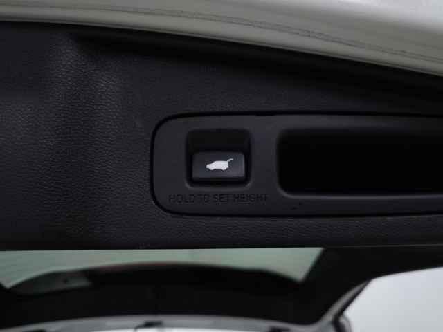 used 2020 Honda CR-V car, priced at $26,400