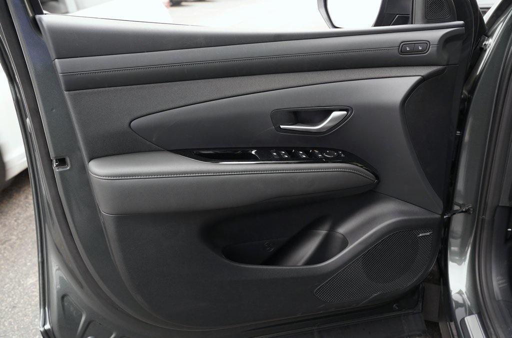 new 2026 Hyundai TUCSON Hybrid car, priced at $40,216