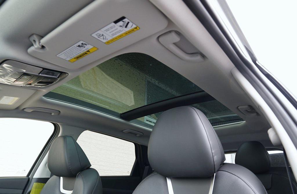 new 2026 Hyundai TUCSON Hybrid car, priced at $40,216