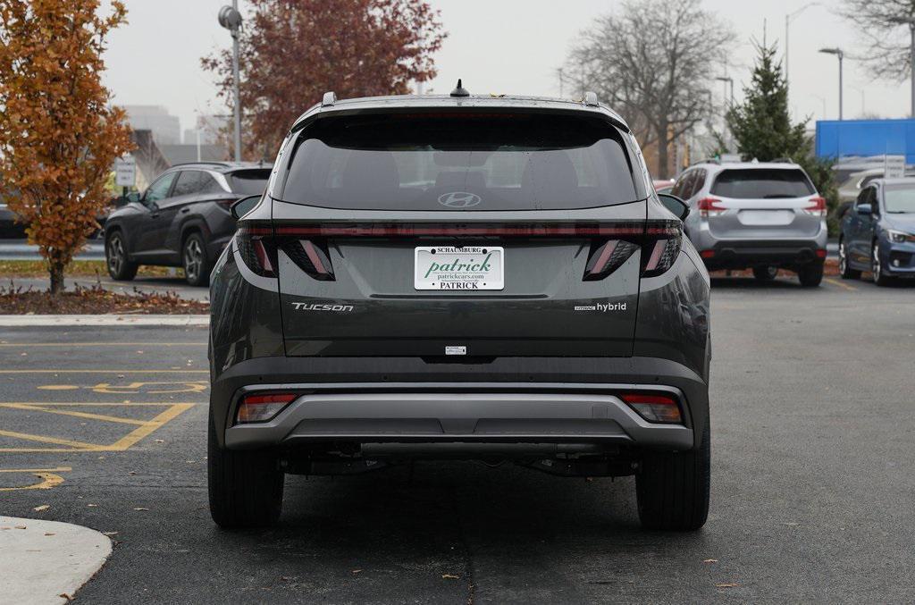 new 2026 Hyundai TUCSON Hybrid car, priced at $40,216