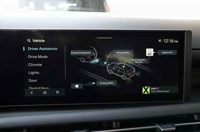 new 2025 Hyundai Tucson car, priced at $32,905
