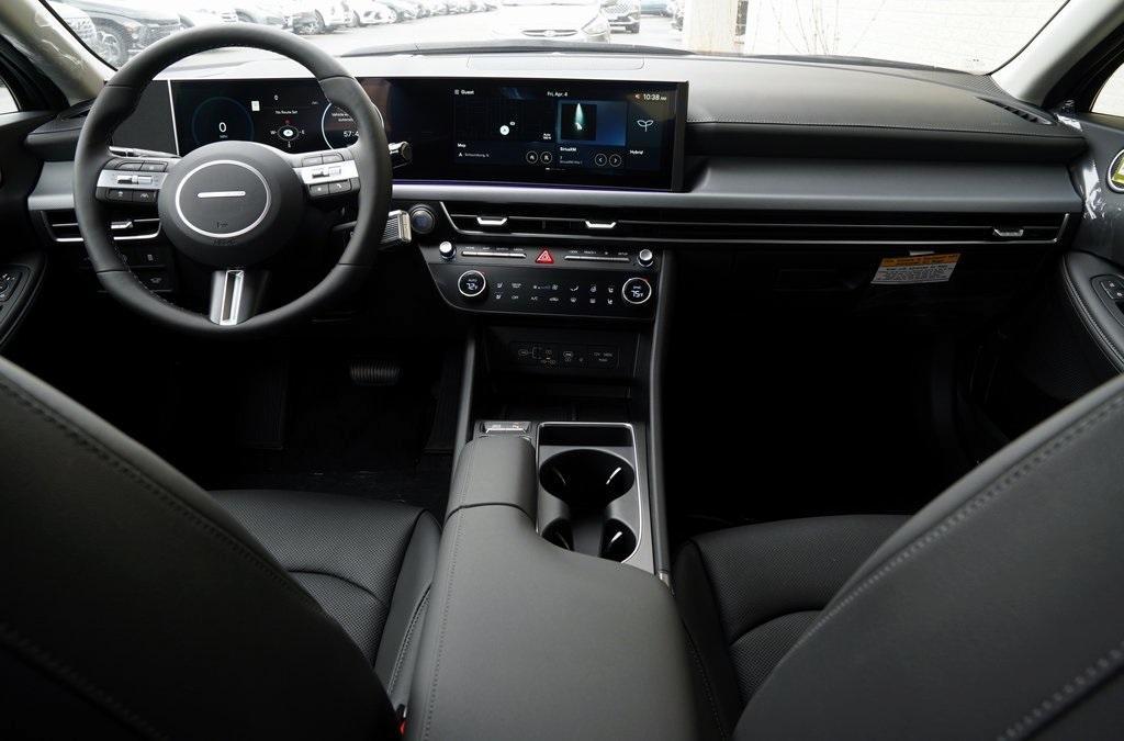 new 2025 Hyundai Sonata Hybrid car, priced at $38,648