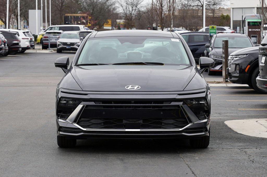 new 2025 Hyundai Sonata Hybrid car, priced at $38,148