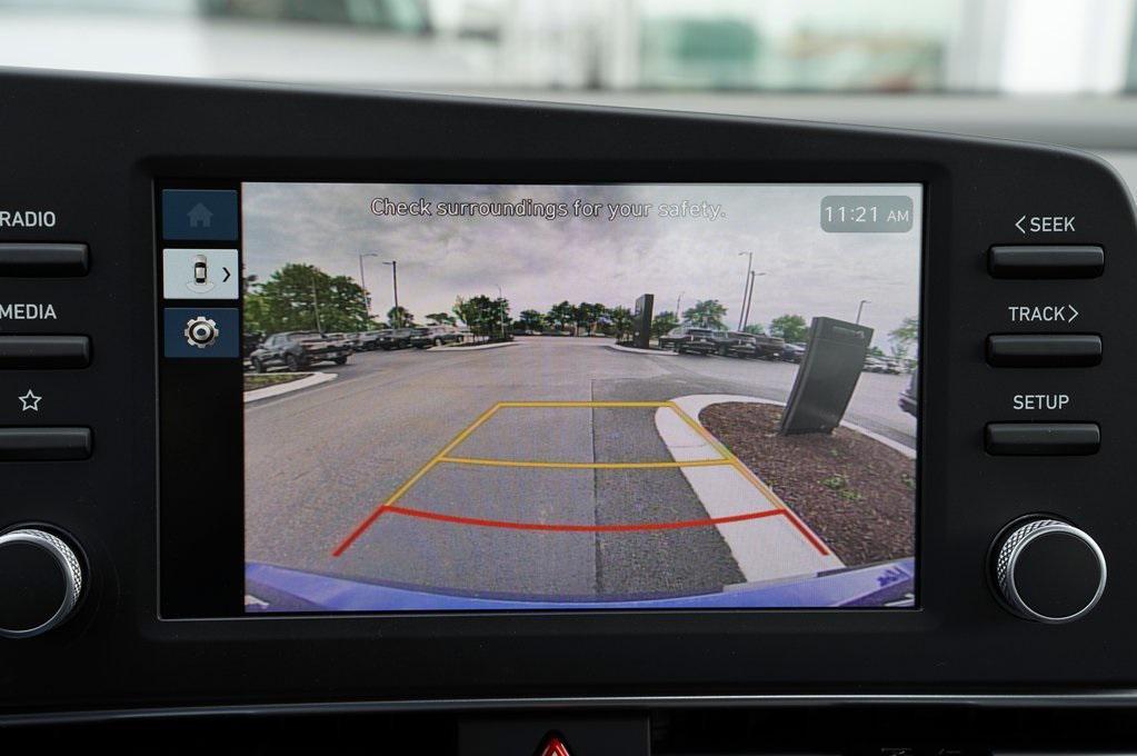 new 2025 Hyundai ELANTRA HEV car, priced at $25,700