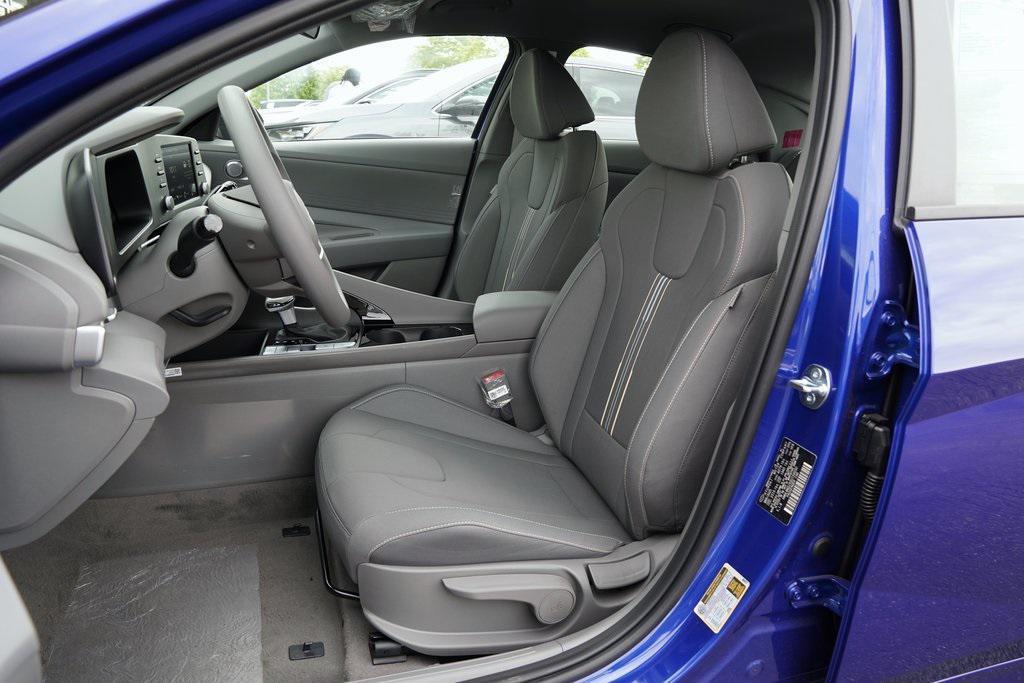 new 2025 Hyundai ELANTRA HEV car, priced at $25,700