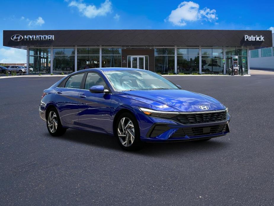 new 2024 Hyundai Elantra car, priced at $24,999