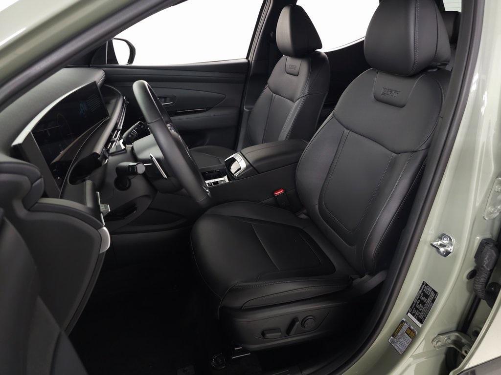 used 2025 Hyundai SANTA CRUZ car, priced at $37,498