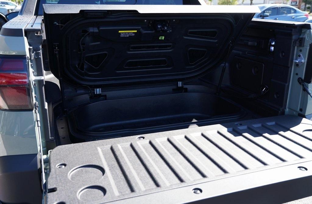 used 2025 Hyundai SANTA CRUZ car, priced at $39,590