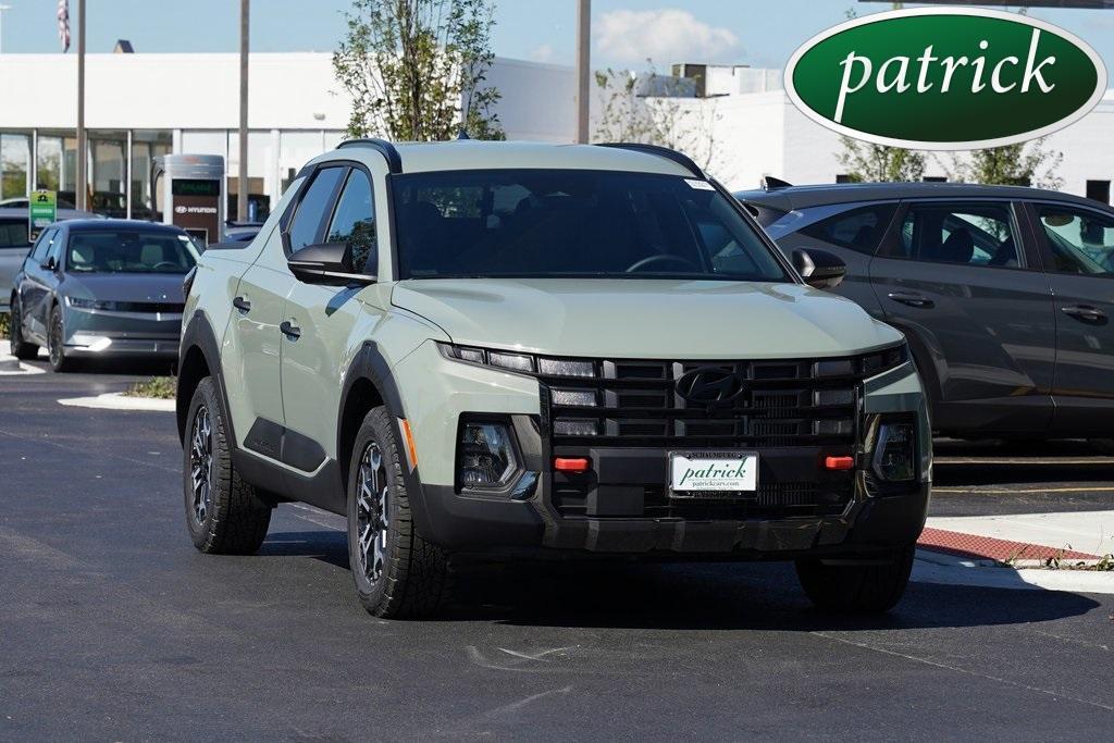 used 2025 Hyundai SANTA CRUZ car, priced at $39,590