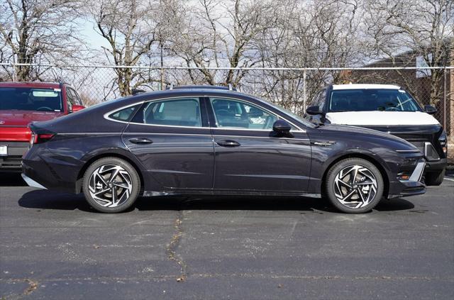 new 2024 Hyundai Sonata car, priced at $29,988