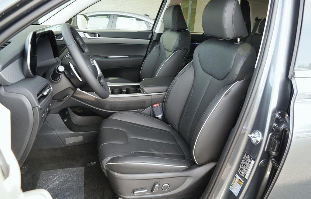 new 2025 Hyundai Palisade car, priced at $46,070